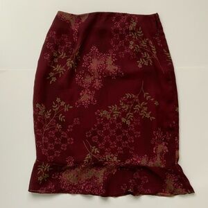 Jones Wear Burgundy Floral Pencil Skirt